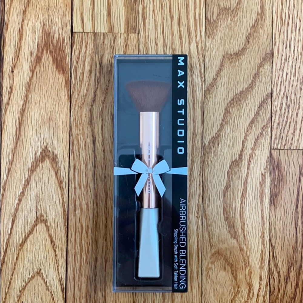 Max Studio Airbrushed Blending Brush